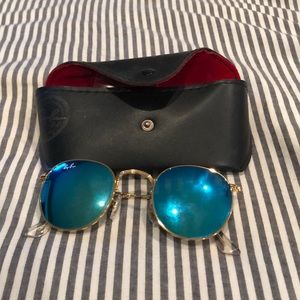 Ray Ban rounds